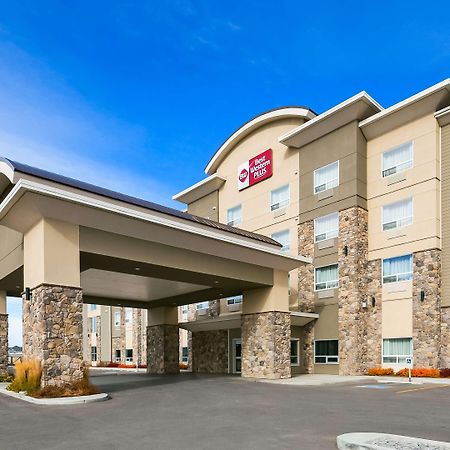 Best Western Plus Okotoks Inn & Suites Bagian luar foto